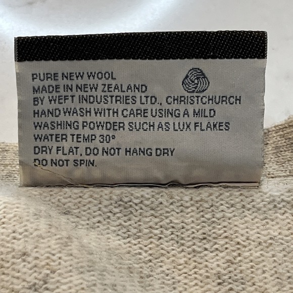 Colonial Concepts New Zealand Heritage Wool XL Sweater Button Vest Graphic Knit‎ - Picture 7 of 7